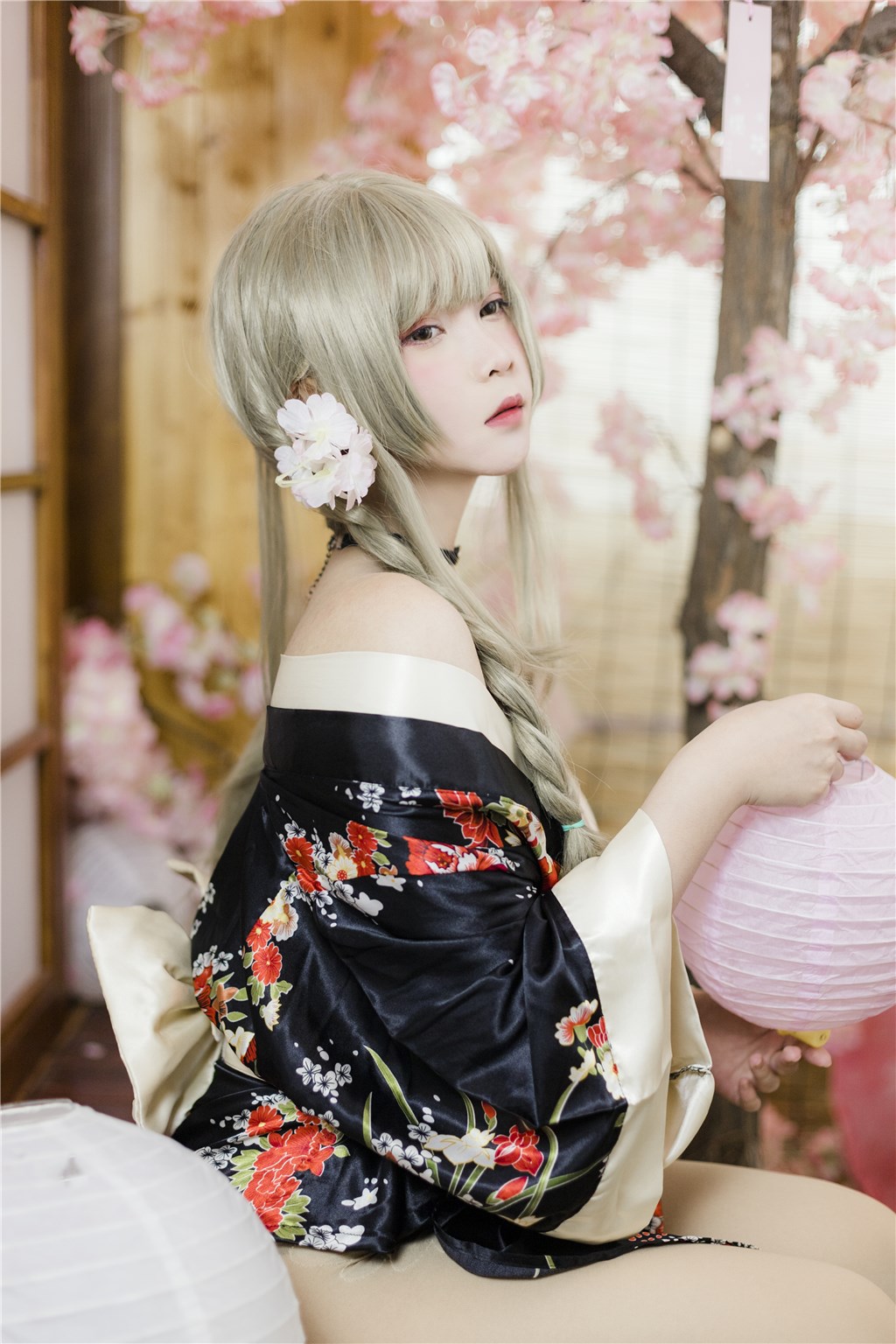 黑料社app下载官网情感直击专栏：揭秘后台低语中那句“请多陪我片刻”的秘密如何在夜幕中化作全网追逐的浪漫情感密码